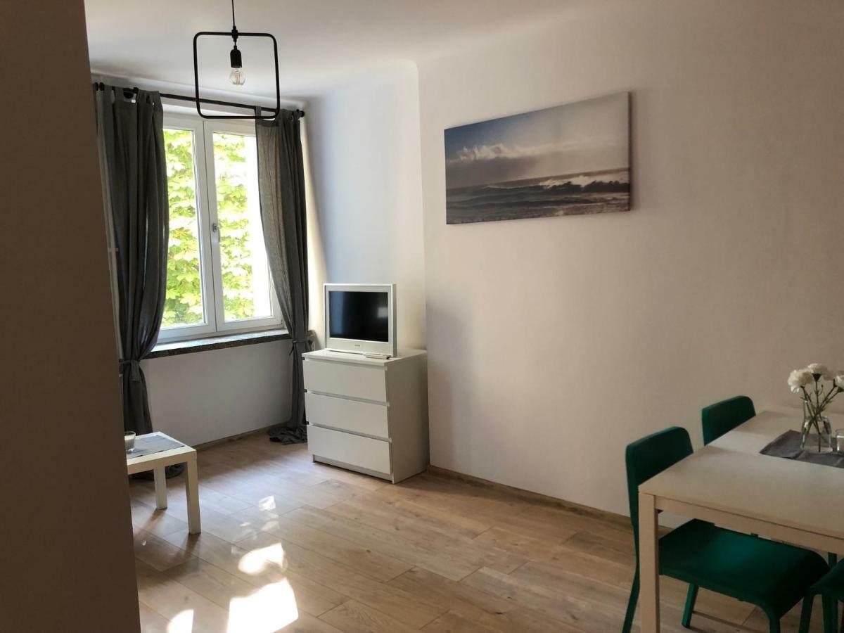 Flat Chmielna Street Apartment Warsawa Bagian luar foto